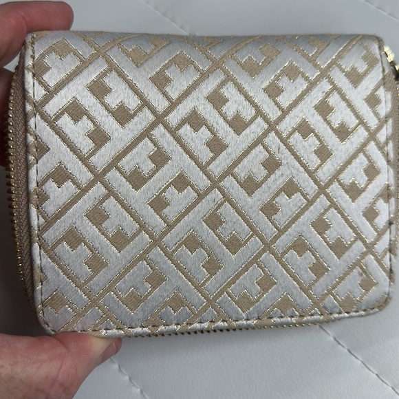 Tommy Hilfiger Wallet - Picture 5 of 6
